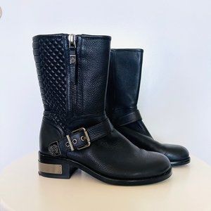 Vince Camuto Leather Ankle Boots in Size 7.5